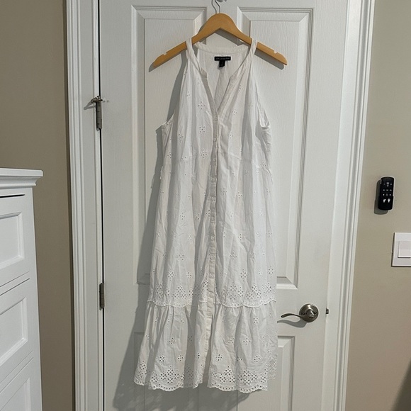 A Pea in the Pod Dresses & Skirts - A Pea in the Pod White Eyelet Maxi Dress